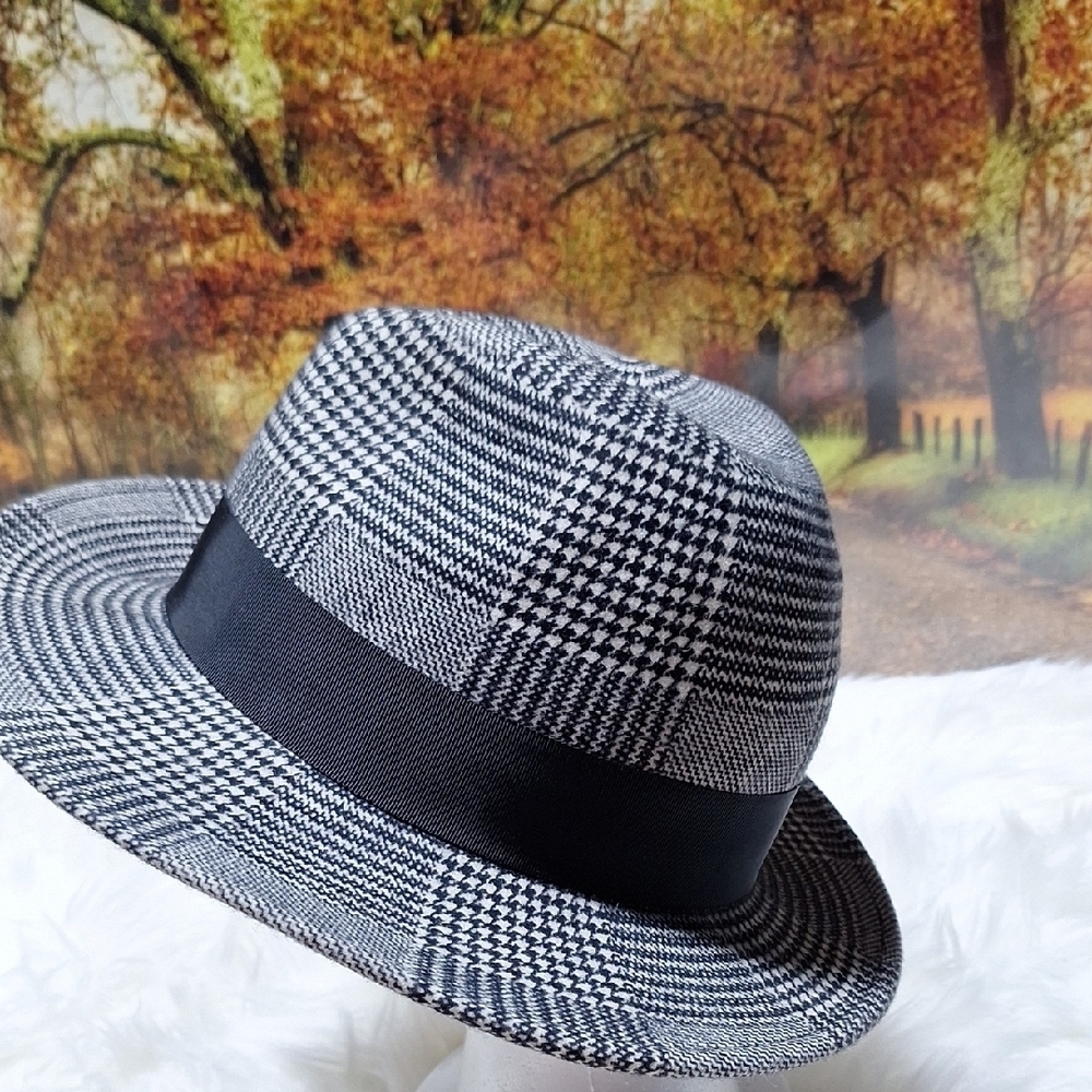 NWT Kate Spade Black and White Hat - Picture 3 of 7